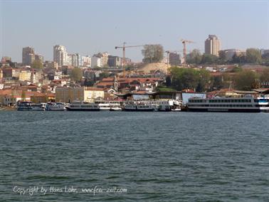 We explore Porto, Portugal 2009, DSC01396b_B740